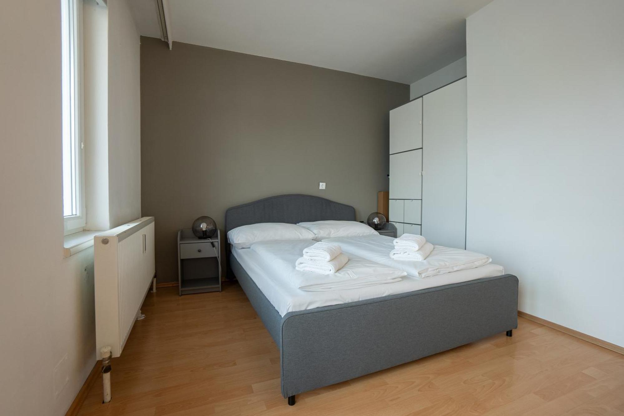 Apartment With A Private Terrace Located Right Near Belvedere Castle, 15 Minutes Away From Stephansdom Vienna Luaran gambar